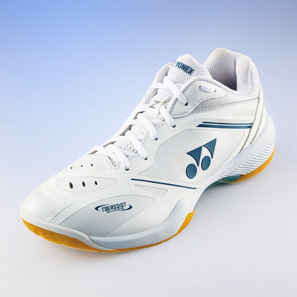 Yonex_Power_Cushion_65_Z4_Men_s_Shoe_White.png